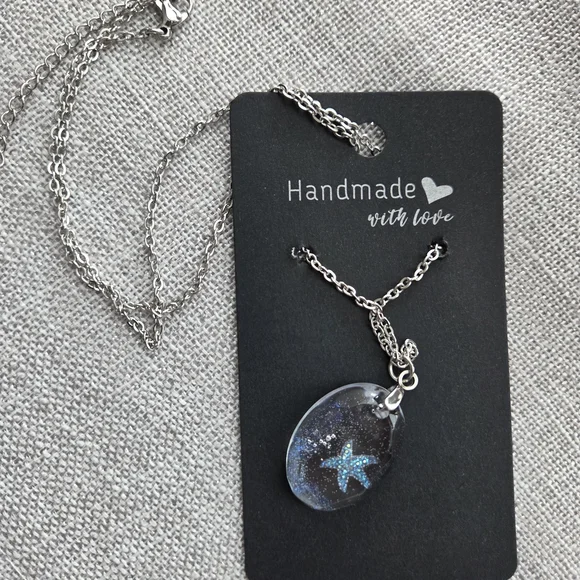 Handmade Silver Starfish Pendant Necklace - Picture 1 of 2
